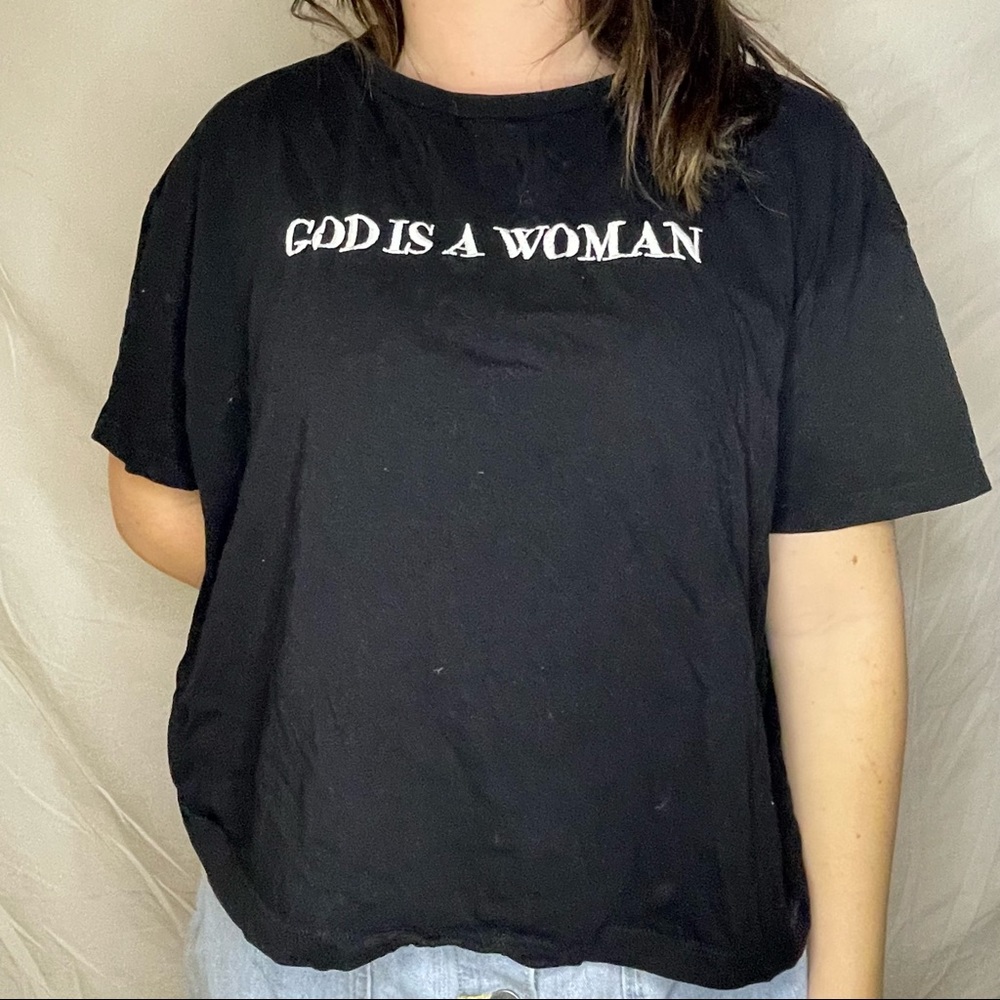 🤍 ariana grande “god is a women” crop top 🤍